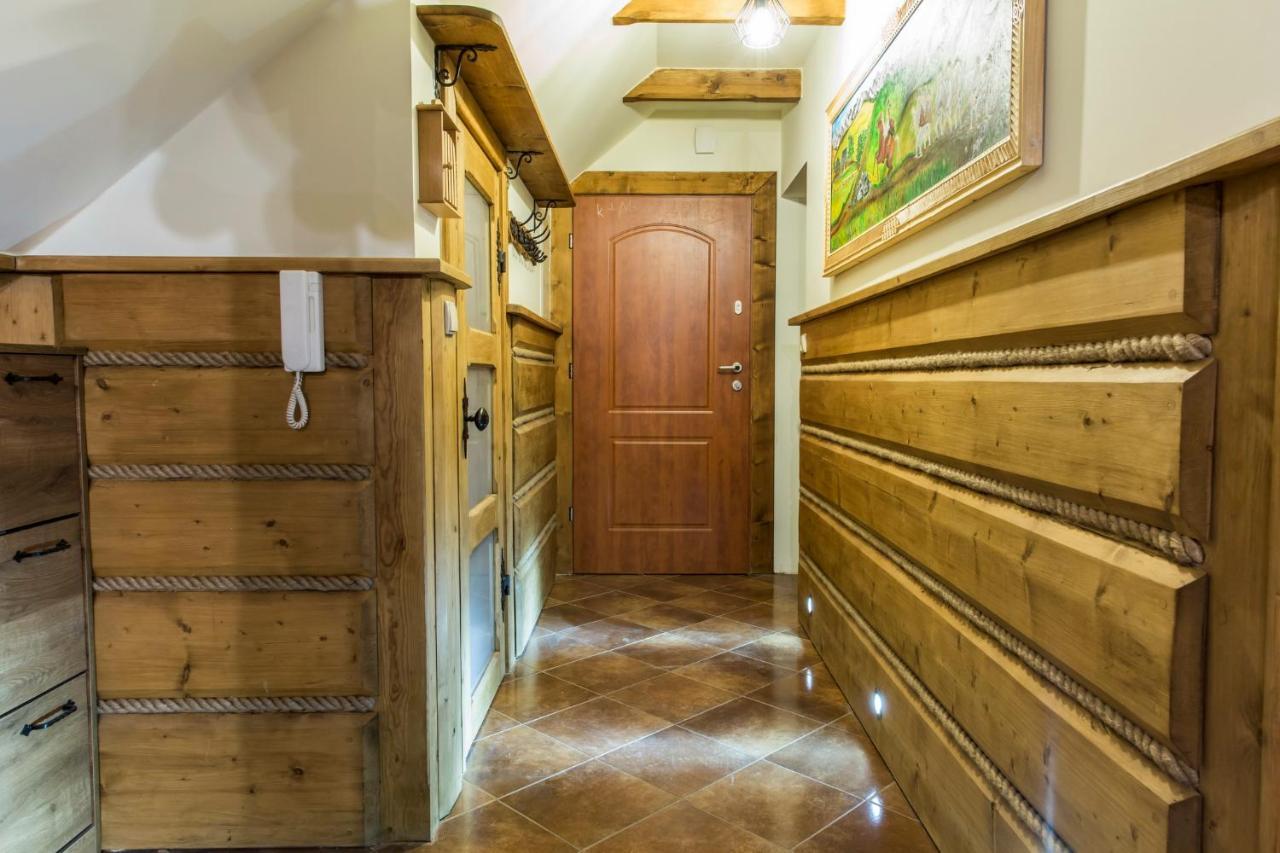 Bajkowy & Dwupoziomowy Krzesany Apartamento